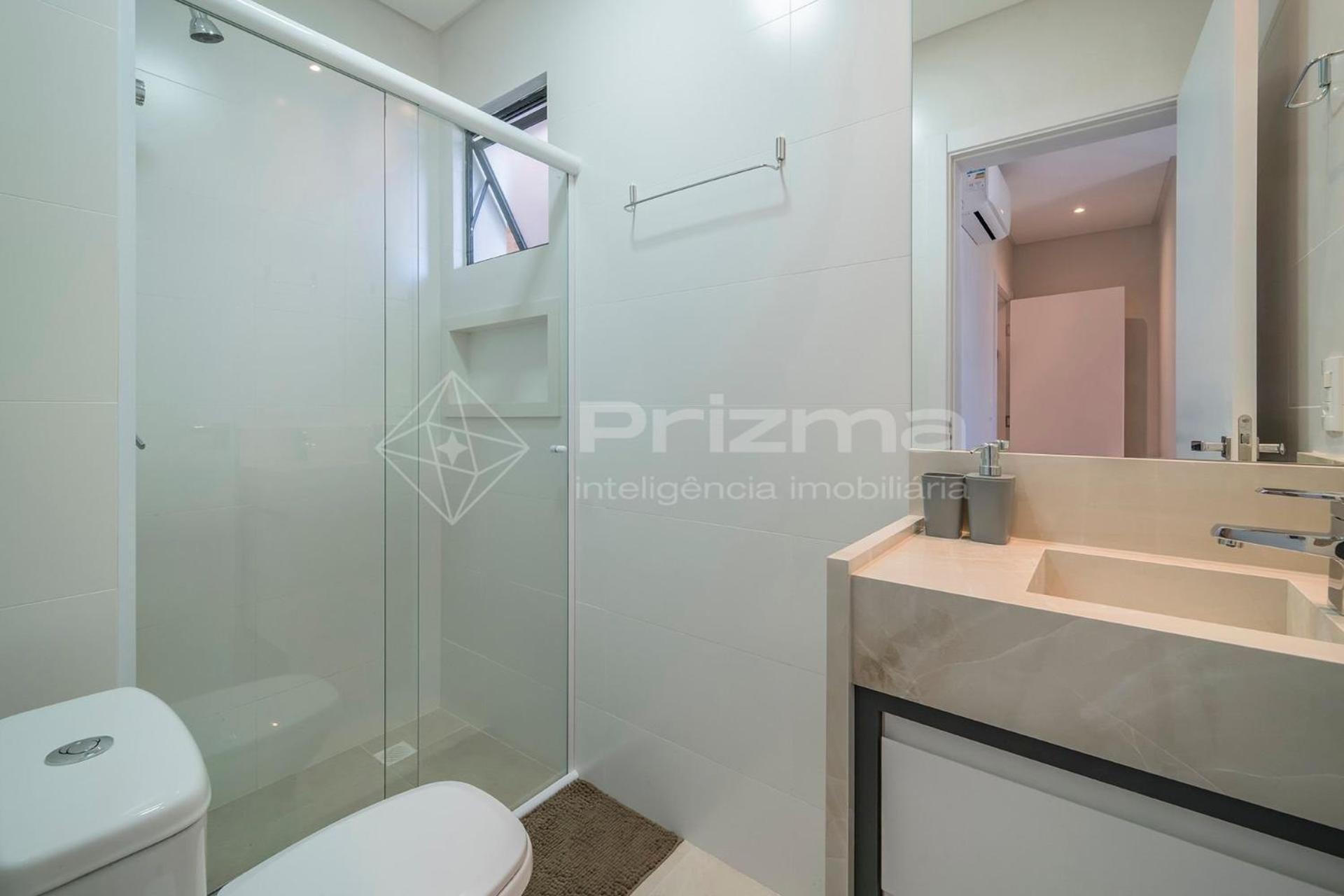 Apartment Waldgarten Bombinhas: Beachfront Luxury With Pool And Fitness Center Bombinhas