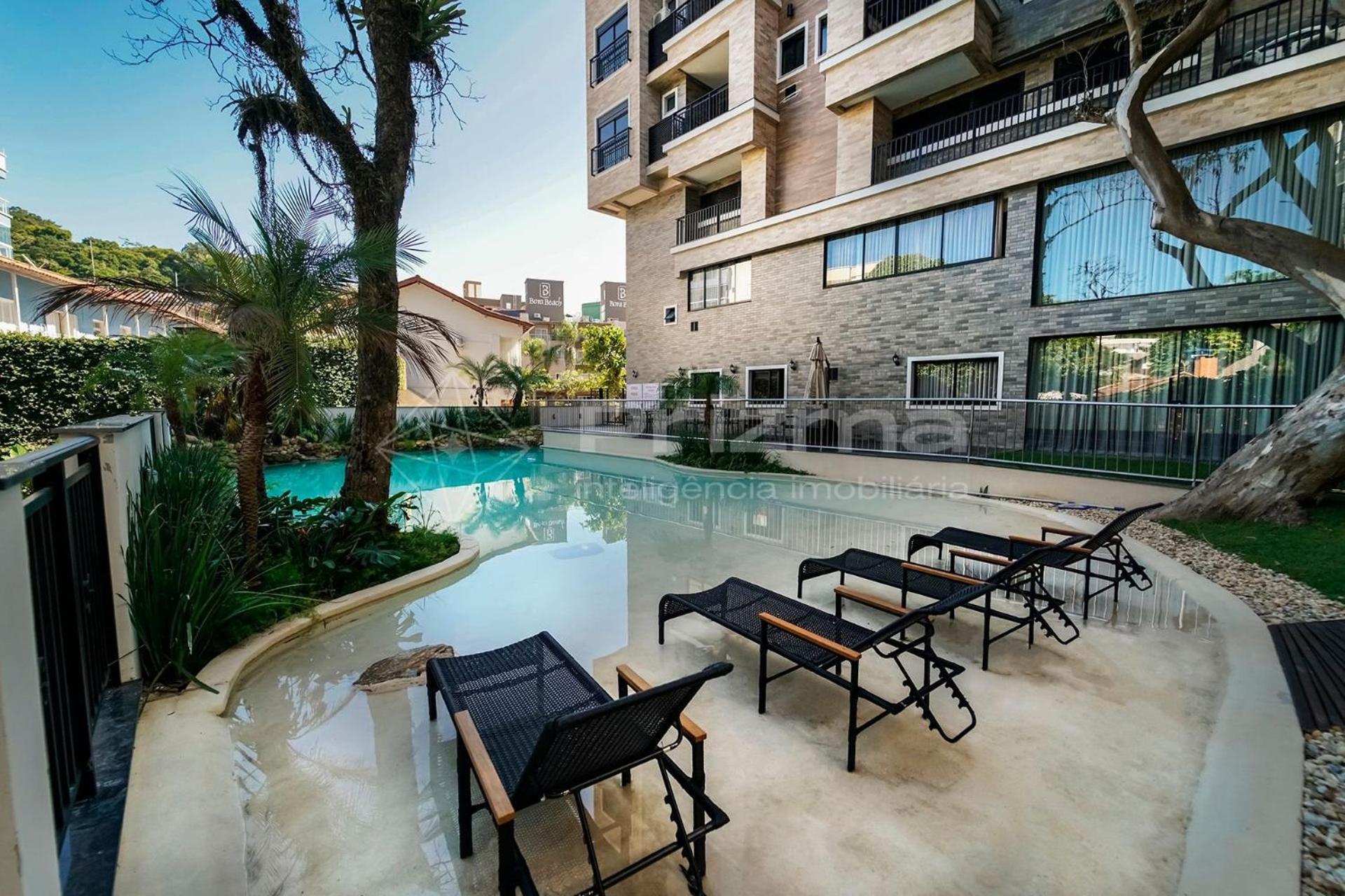 Waldgarten Bombinhas: Beachfront Luxury With Pool And Fitness Center Bombinhas