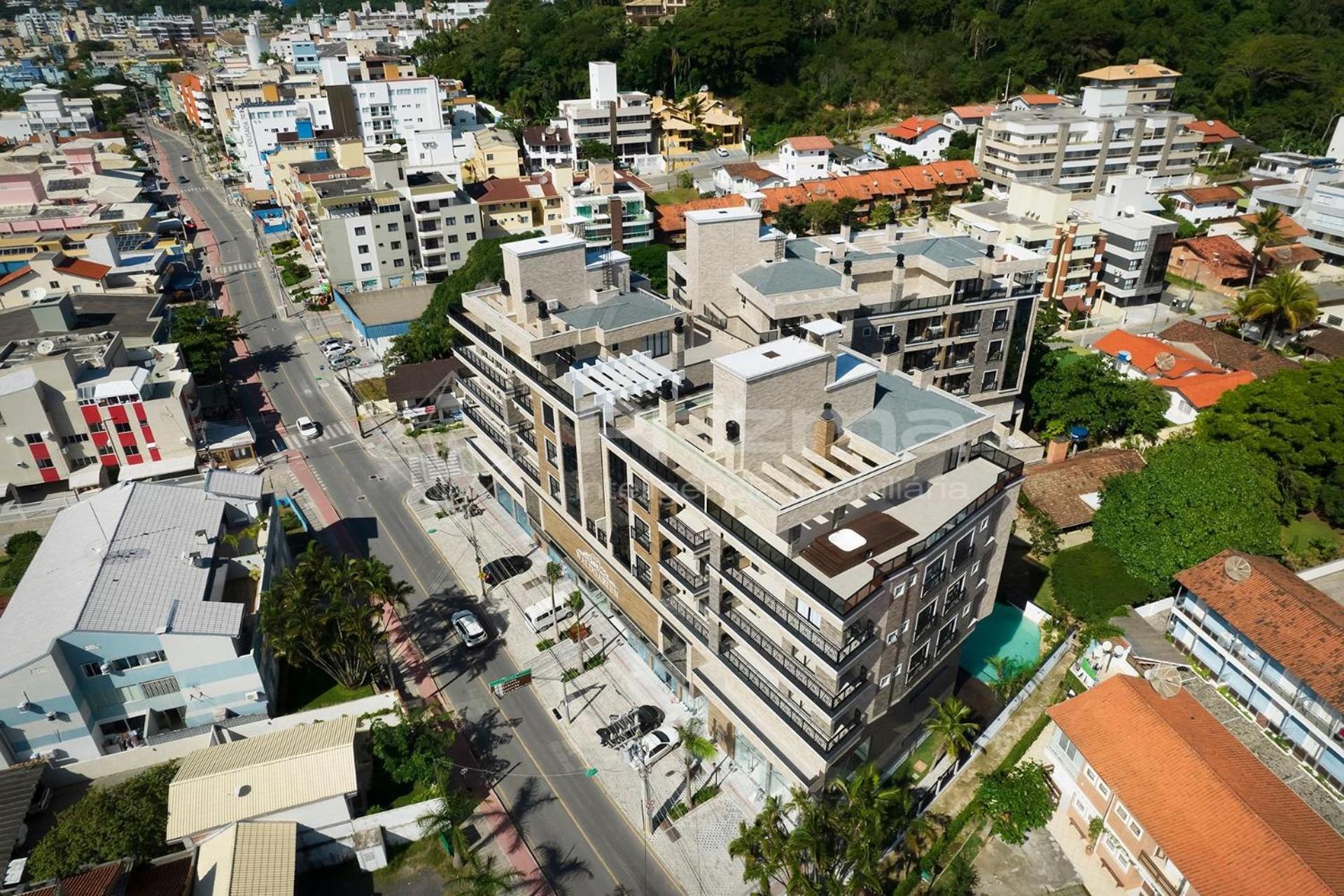 Waldgarten Bombinhas: Beachfront Luxury With Pool And Fitness Center Bombinhas